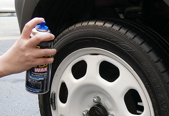 Soft99 Leather & Tire Wax Spray