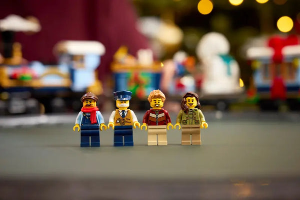 LEGO Icons Holiday Express (10361) – 4-Car Train Set