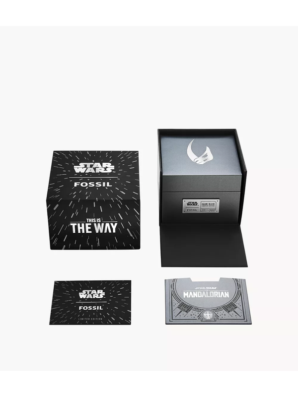 Limited Edition Star Wars Mandalorian Everett Watch Set