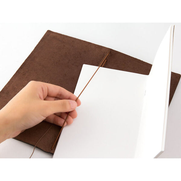 Traveler's Notebook Brown – Starter Kit (Refillable Leather Journal)