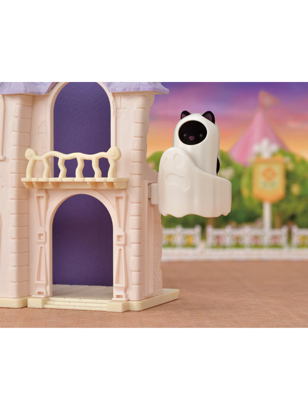 Sylvanian Families Halloween Haunted House Set