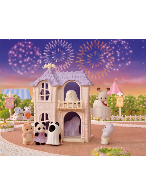 Sylvanian Families Halloween Haunted House Set