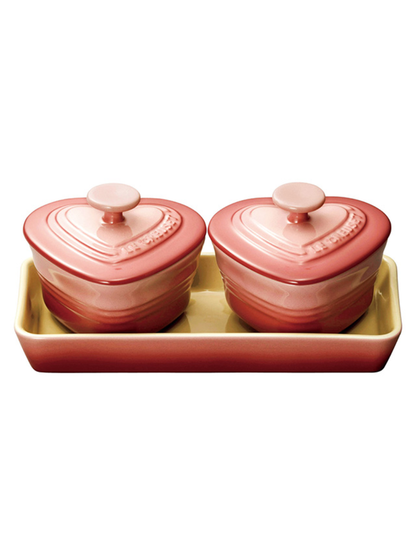 Le Creuset Heart Cocotte Petite Ramekin D’Amour Tray Set