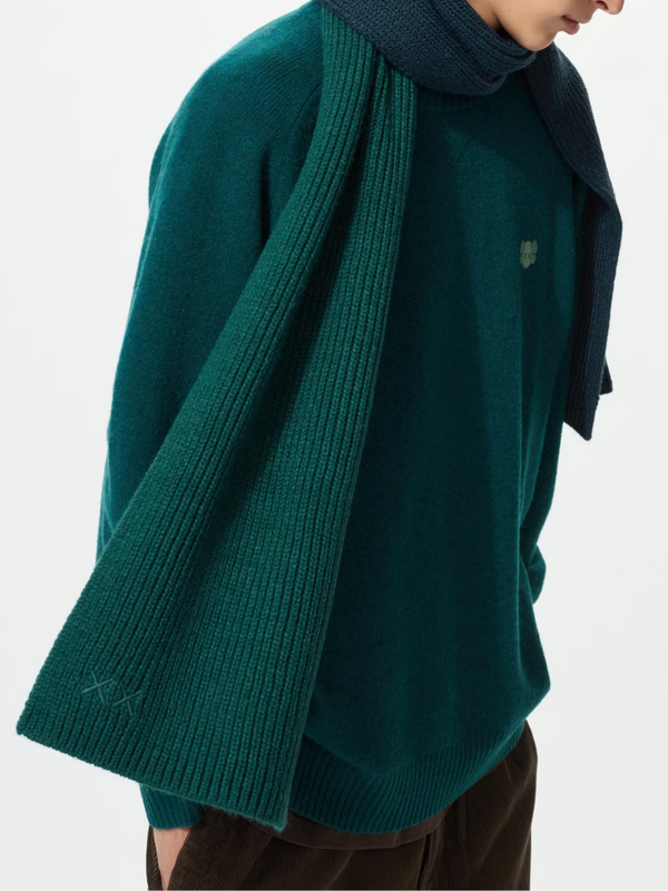 UNIQLO KAWS Winter HEATTECH Knit Scarf