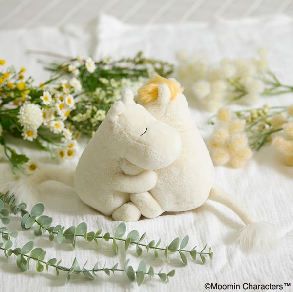 MOOMIN80 Hug Plush – Moomin 80th Anniversary Premium Stuffed Toy