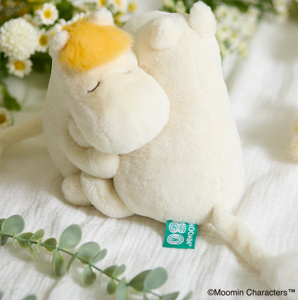 MOOMIN80 Hug Plush – Moomin 80th Anniversary Premium Stuffed Toy