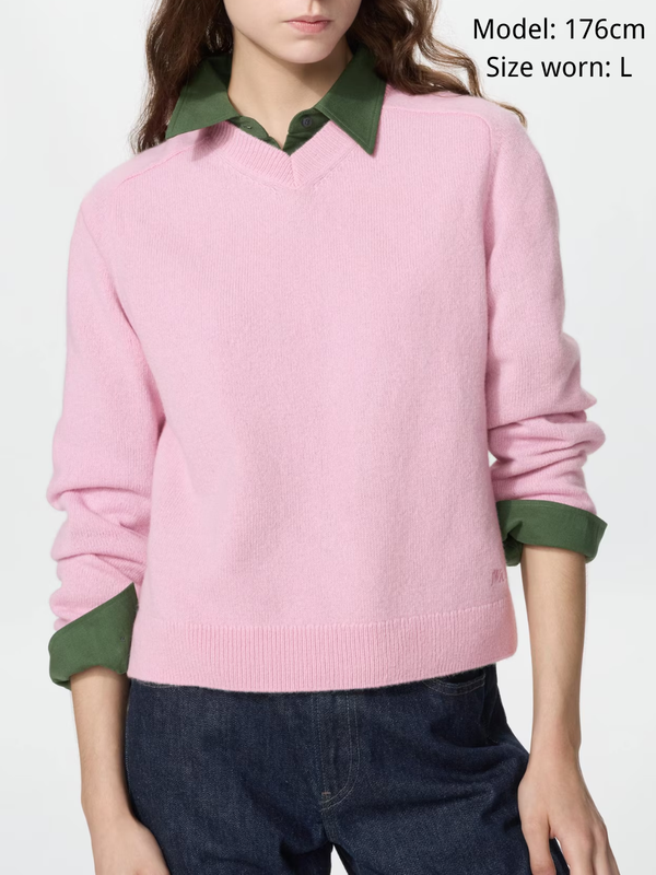 【PRE-ORDER】UNIQLO × JW ANDERSON Wool Cashmere V-Neck Short Sweater Style 487514