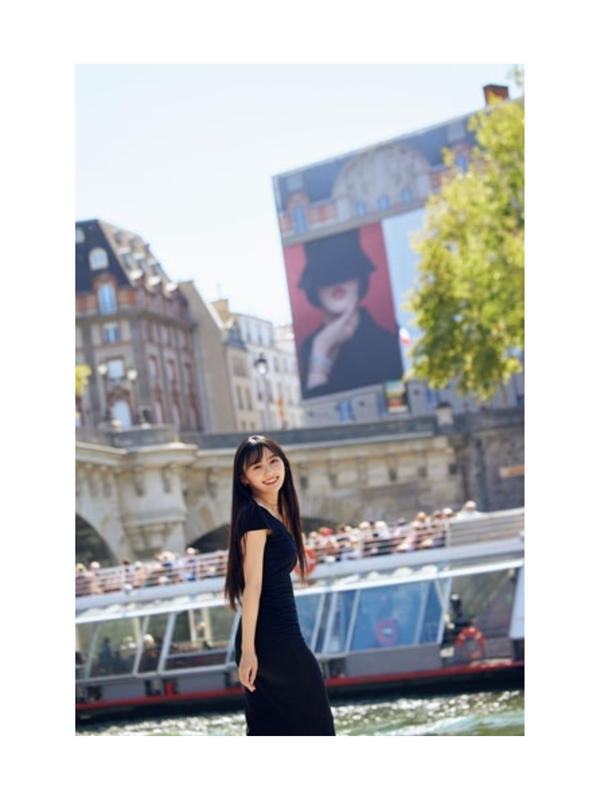 Etude – Sakura Kawasaki 1st Photobook Japanese Pre-order