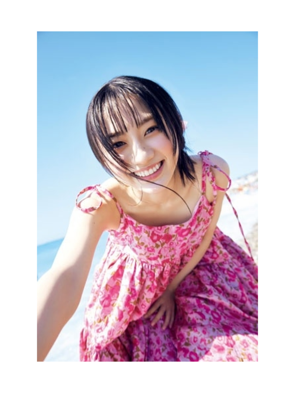 Etude – Sakura Kawasaki 1st Photobook Japanese Pre-order