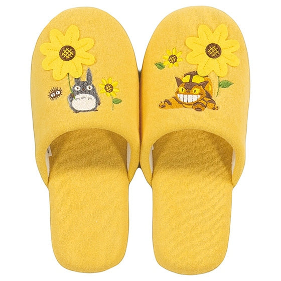 My Neighbor Totoro Flower Bus Stop Toilet Slippers – Catbus & Totoro Appliqué