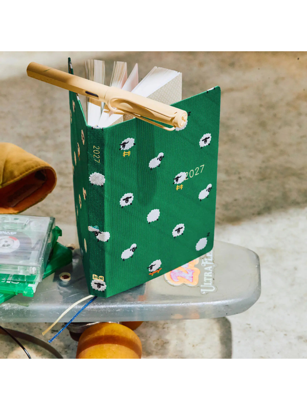 Hobonichi HON A6 2027 Tie & Chie Sheep Sheep Sheep Planner