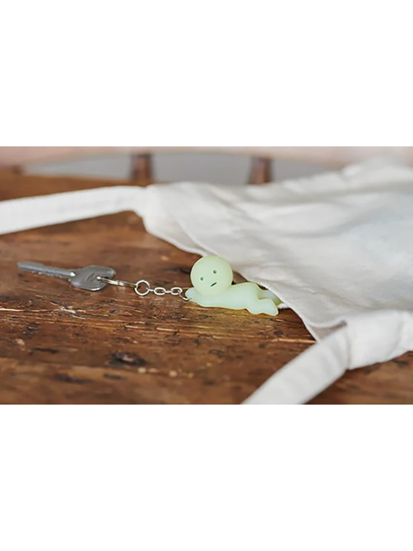 SMISKI Glow-in-the-Dark Keychain – 3 Selectable Designs