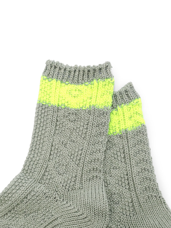 Kapital 56-ply Cable Knit Neon Online Socks