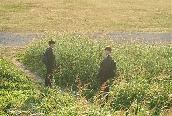 Kadost Limited Cover – Official Drama Visual Book: Shūgaku Ryokō de Nakayokunai Group ni Hairimashita
