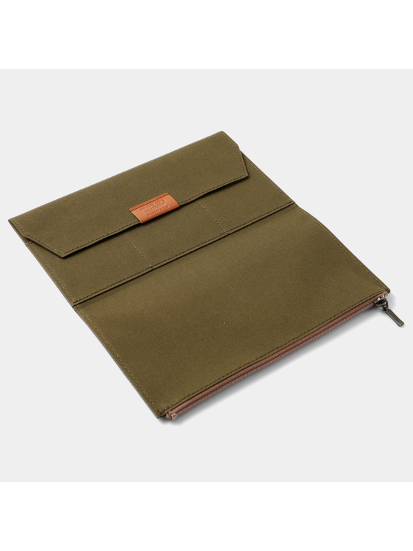 TRAVELER'S notebook Regular Size Cotton Zipper Case – Olive