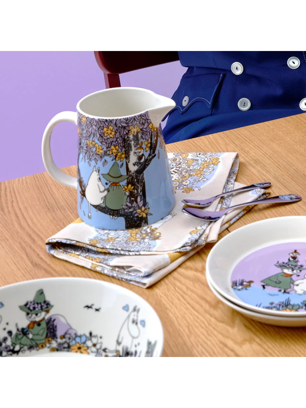 Moomin Arabia Classic Pitcher 1.0L Friends Forever