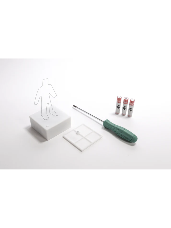 Moving Wire Figure Shape Memory Alloy Desk Toy