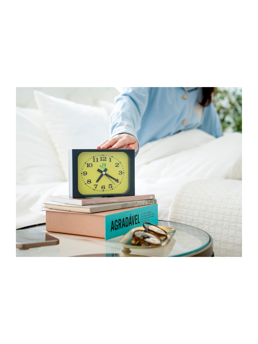 JR East Green Station Clock Book – HARUYAMA