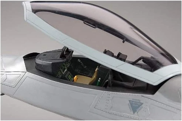 Hasegawa 1/48 Scale USAF Air Superiority Fighter F-22 Raptor Plastic Model Kit PT45