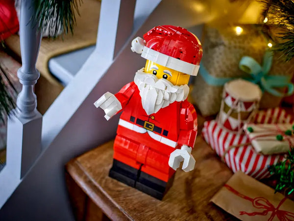 LEGO Santa Deluxe Buildable Minifigure