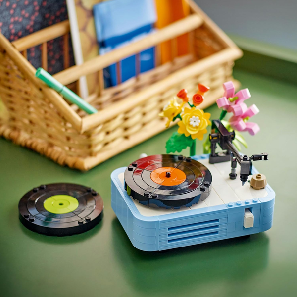 LEGO Creator 3-in-1 Flower and Record Player 31172 Building Set