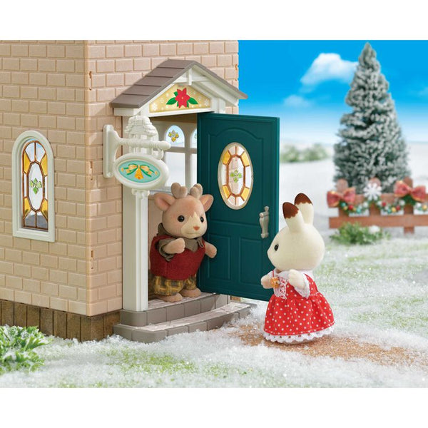 Sylvanian Families Reindeer Siblings & Christmas Holiday Lodge Set