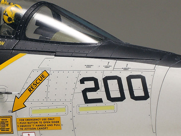 Tamiya 1/48 Scale Detailed Plastic Model Kit Grumman F-14A Tomcat