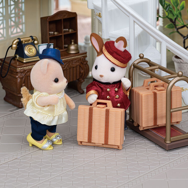 Sylvanian Families Town Luxury Hotel Mega Set