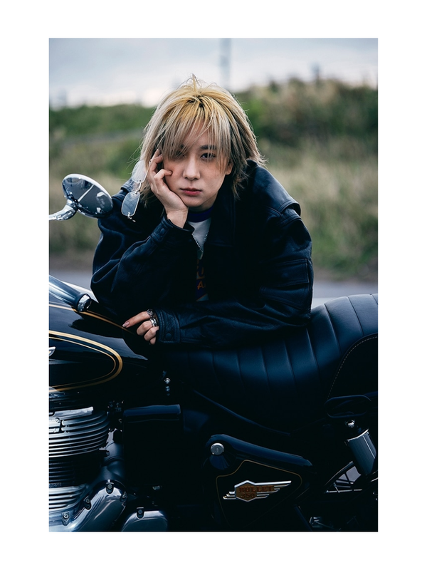 Kadost Limited Bonus Photo Book – Saori Izawa PLAYer1