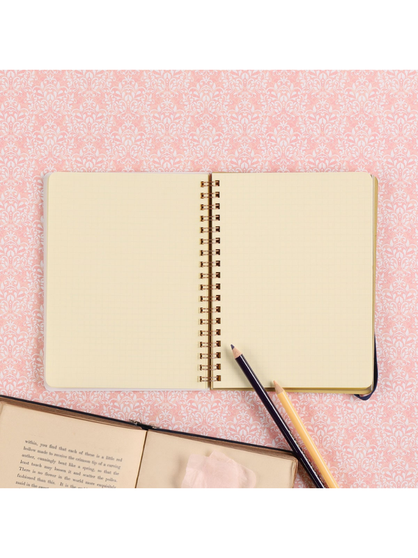 Kiki's Delivery Service Rollbahn L Grid Notebook – Pink Cover