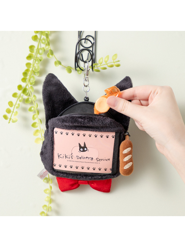 Kiki’s Delivery Service Jiji Retractable Reel Pass Case