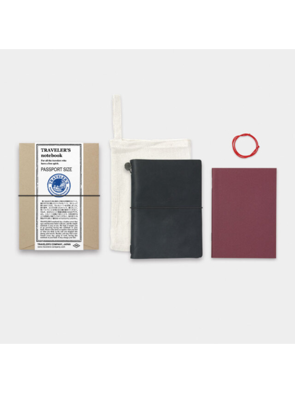 Traveler’s Notebook Passport Size Black Leather Starter Kit