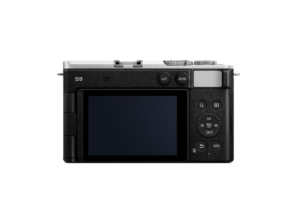 Panasonic LUMIX S9 Full-Frame Mirrorless Camera with 18–40mm Lens Kit
