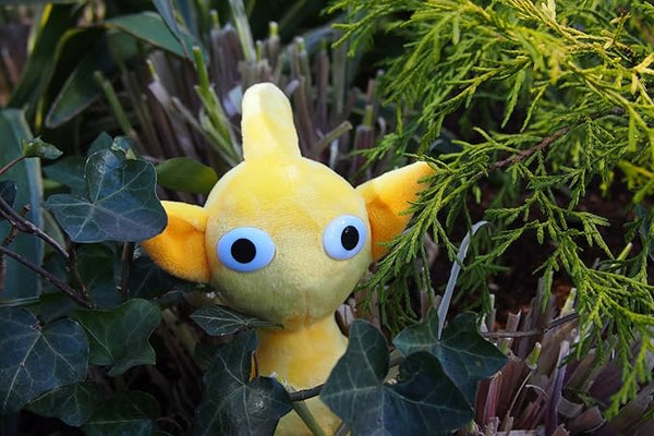Sanei Boeki Pikmin Plush Toy – Yellow Pikmin ALL STAR COLLECTION