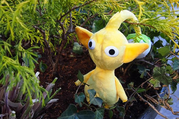 Sanei Boeki Pikmin Plush Toy – Yellow Pikmin ALL STAR COLLECTION