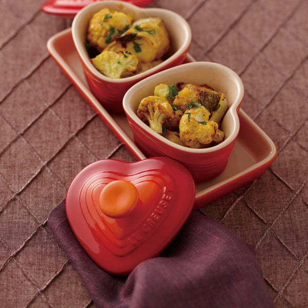 Le Creuset Heart Cocotte Petite Ramekin D’Amour Tray Set