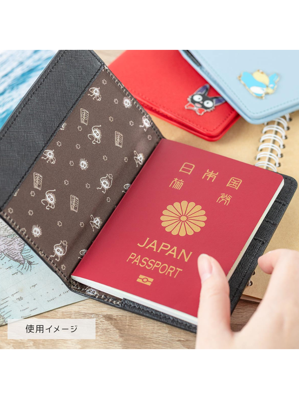 My Neighbor Totoro Passport Case – Medium Totoro Charm