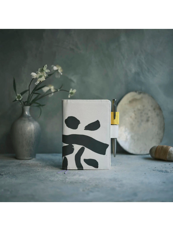 Hobonichi Techo Original A6 Cover “Hana (Flower)” by Yuichi Inoue 2027