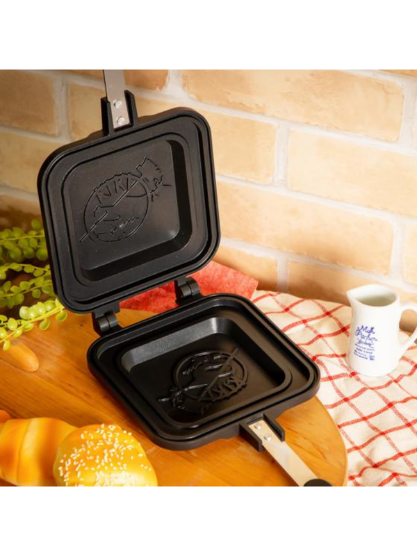 Kiki's Delivery Service Hot Sandwich Pan Aluminum Grill Pan