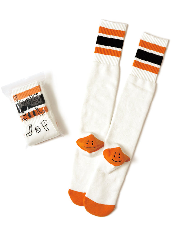 Kapital 144pcs HAPPY HEEL embroidered skater knee highs socks