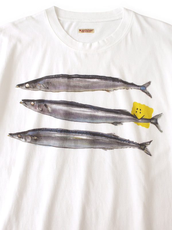 Kapital 20/- Tianzhu Kulu-T (PECKISH Saury pt) Tee