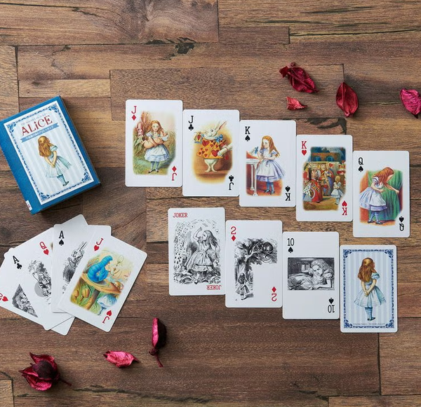 Macmillan Alice in Wonderland Playing Cards