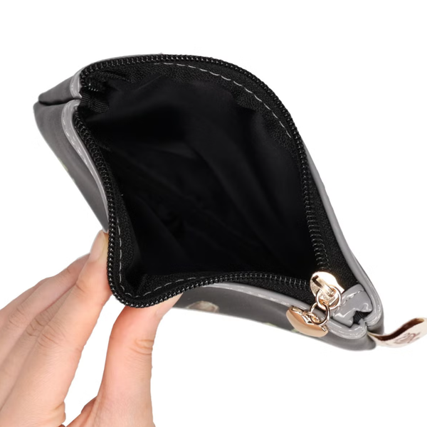 Macmillan Alice Cheshire Cat Flat Pouch Black