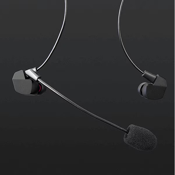 final VR3000 + Condenser Mic for Gaming In-Ear Earphones