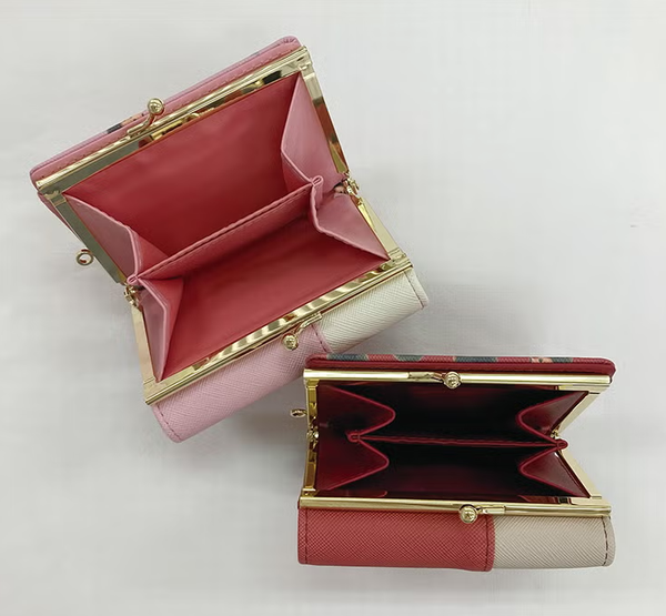 Monchhichi Clasp Wallet MO2-2 Tri-Fold Kiss Lock Wallet