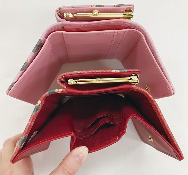 Monchhichi Clasp Wallet MO2-2 Tri-Fold Kiss Lock Wallet
