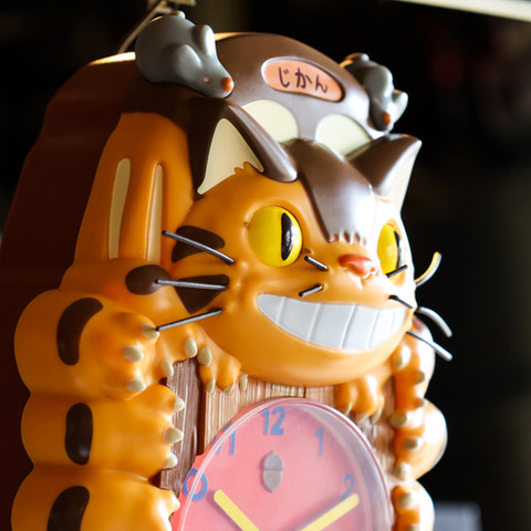 GBL Pendulum Clock My Neighbor Totoro Catbus