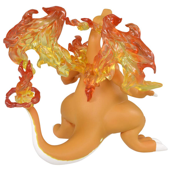 Takara Tomy Pokemon Moncolle ML-24 Charizard (Gigantamax Form) Figure
