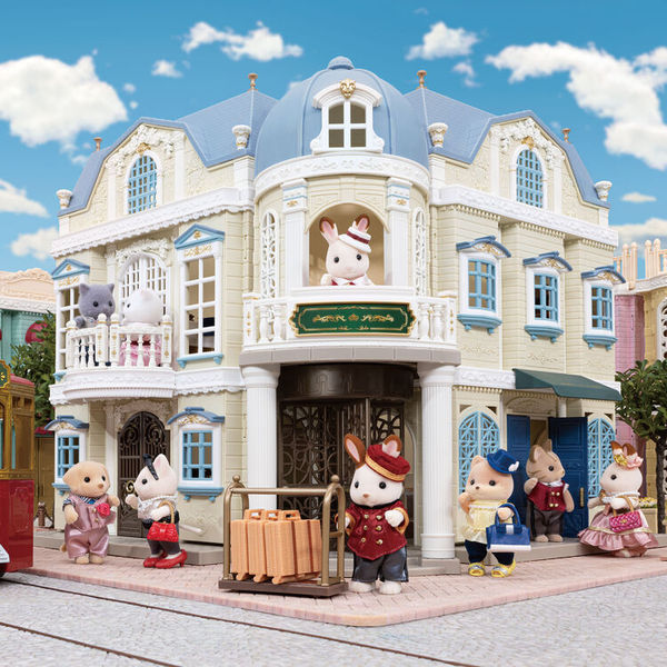 Sylvanian Families Town Luxury Hotel Mega Set