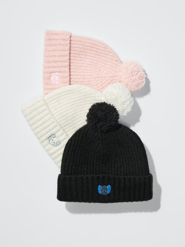 Uniqlo KAWS Winter HEATTECH Soufflé Yarn Knit Cap